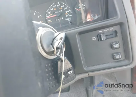 1993 Jeep Grand Cherokee Sport z USA, uszkodzony, nr VIN 1J4GZ88Y2PC508339